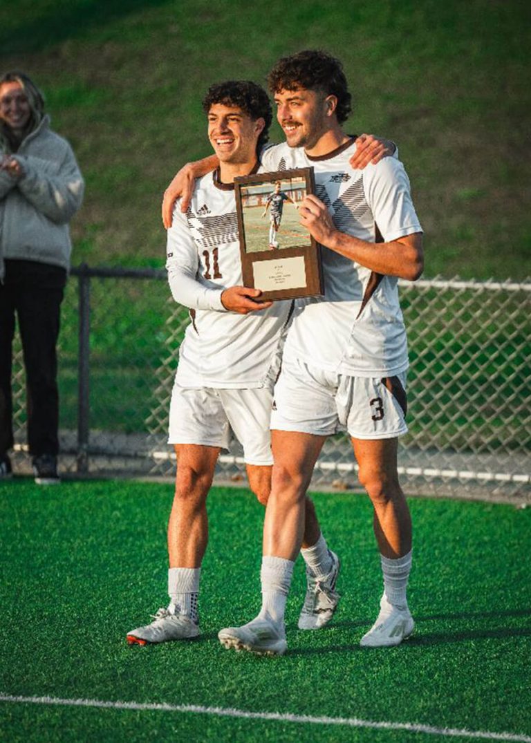 Athletes USA Global Scout Bo Drath playing for St. Bonaventura